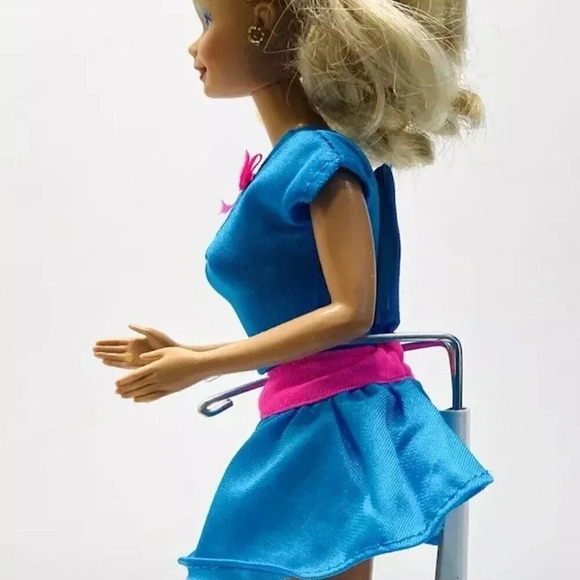 MATTEL BARBIE Doll Blond Hair Blue Eyes Turquoise Dress Earrings Shoes 12" Tall - Picture 10 of 12